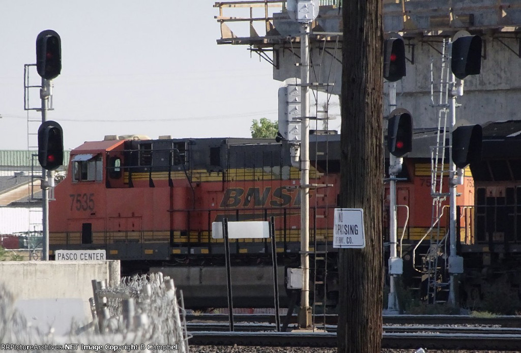 BNSF 7535